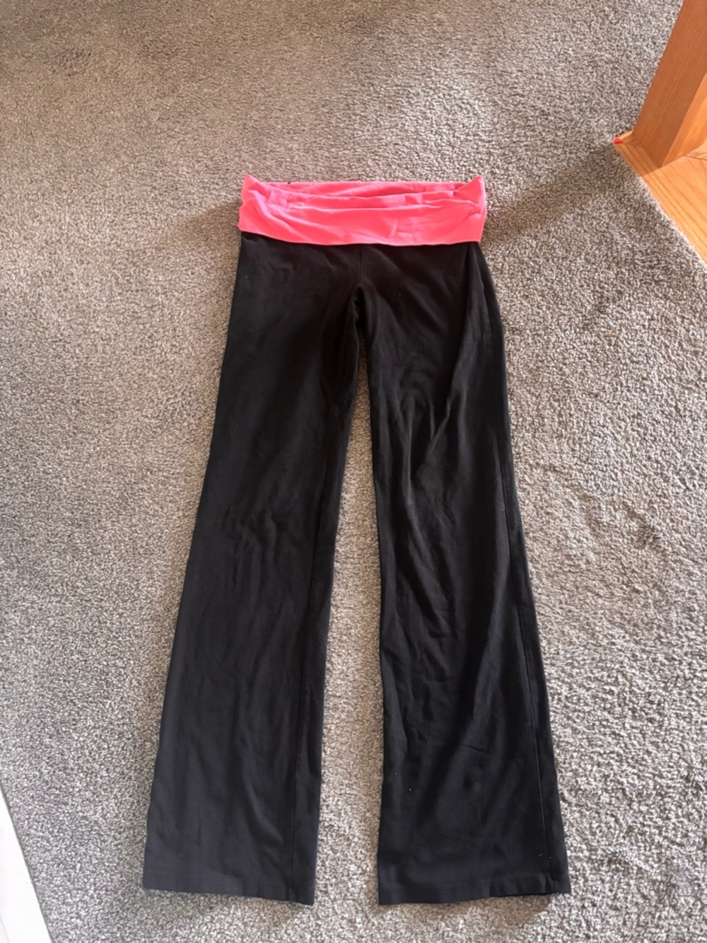 Y2K PINK Victoria's Secret Black Leggings with Bright Pink Fold-Over Waistband